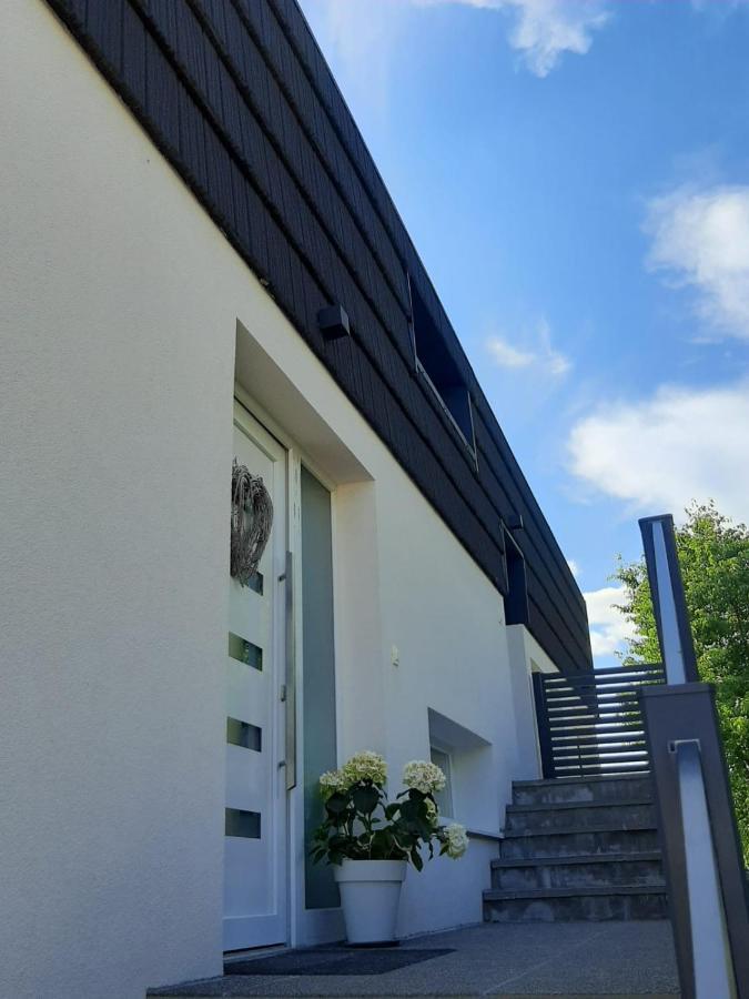 Elegant Inn กอสปิช ภายนอก รูปภาพ