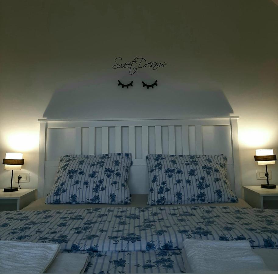 Elegant Inn กอสปิช ภายนอก รูปภาพ